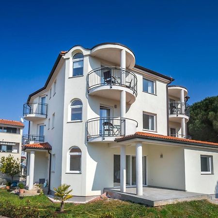 Ferienwohnung Pinia Medulin Exterior foto